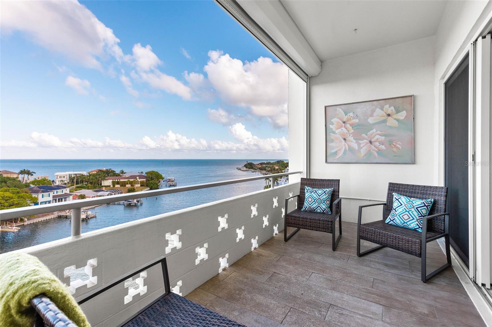 BRIGHTWATERS TOWER OF SNELL ISLE - Residential