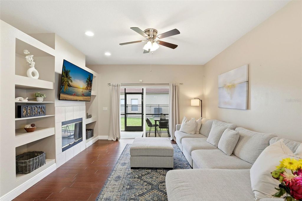 Photo of 13567 Mirror Lake Drive, Orlando, FL 32828 (MLS # O6377070)