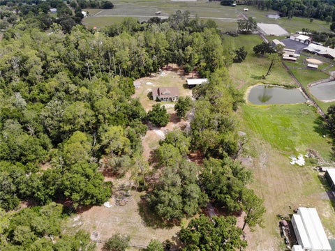 Photo of 9909 Old Dade City Road, Lakeland, FL 33810 (MLS # L4962839)