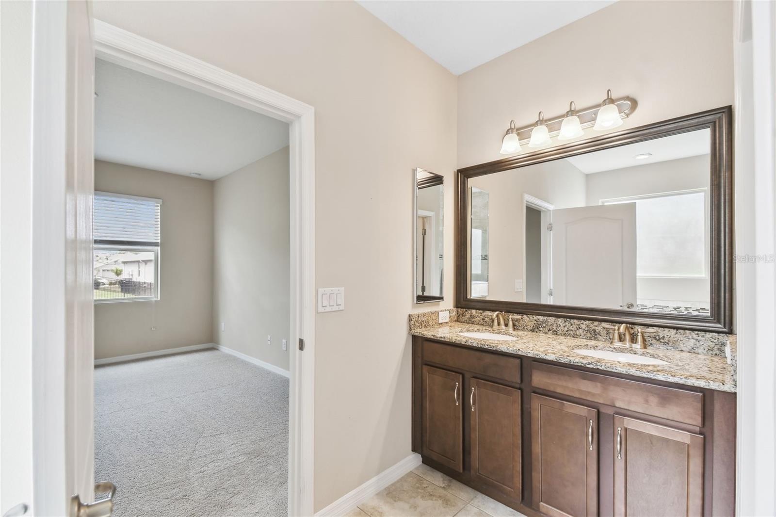 HIGHLAND RANCH THE CANYONS - Residential