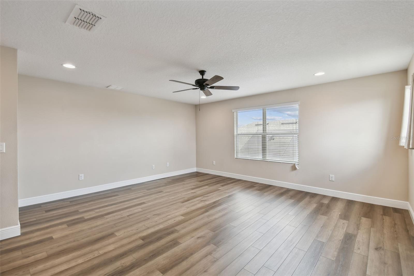 HIGHLAND RANCH THE CANYONS - Residential