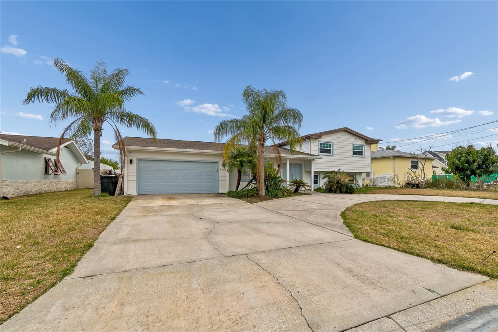 8722 HICKORYWOOD LANE
