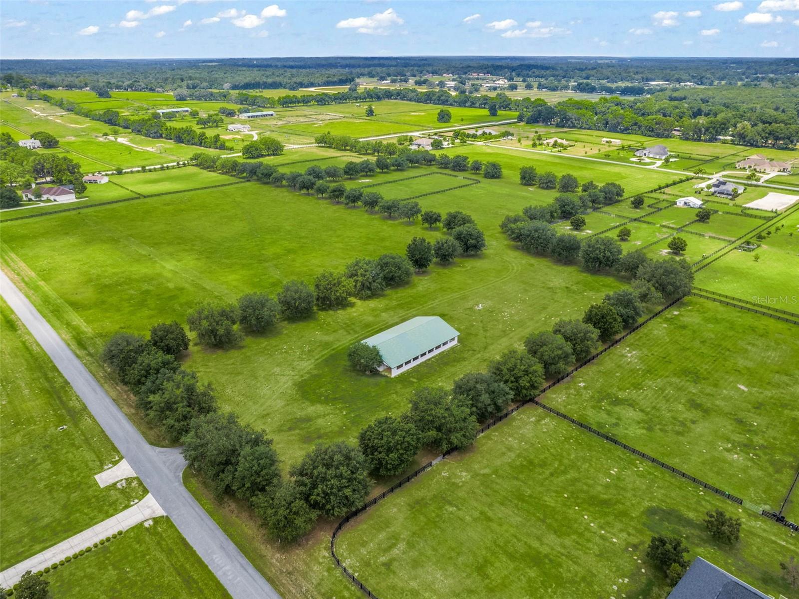 HUNTERDON HAMLET UN 02 - Land