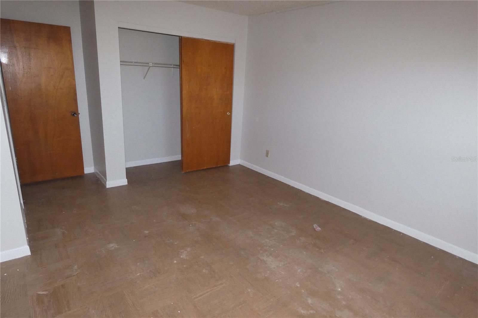 BAYBRIDGE HEIGHTS - Residential Income