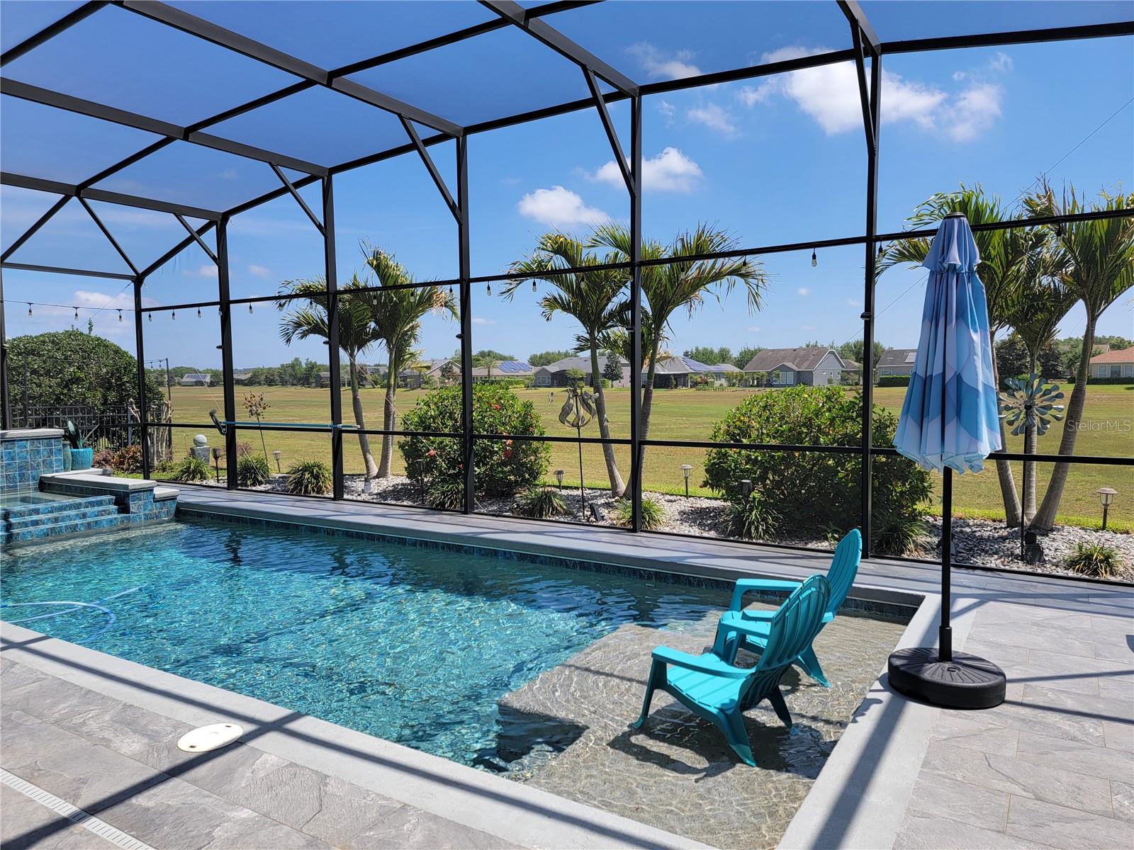 CASCADES/GROVELAND (TRILOGY) - Residential