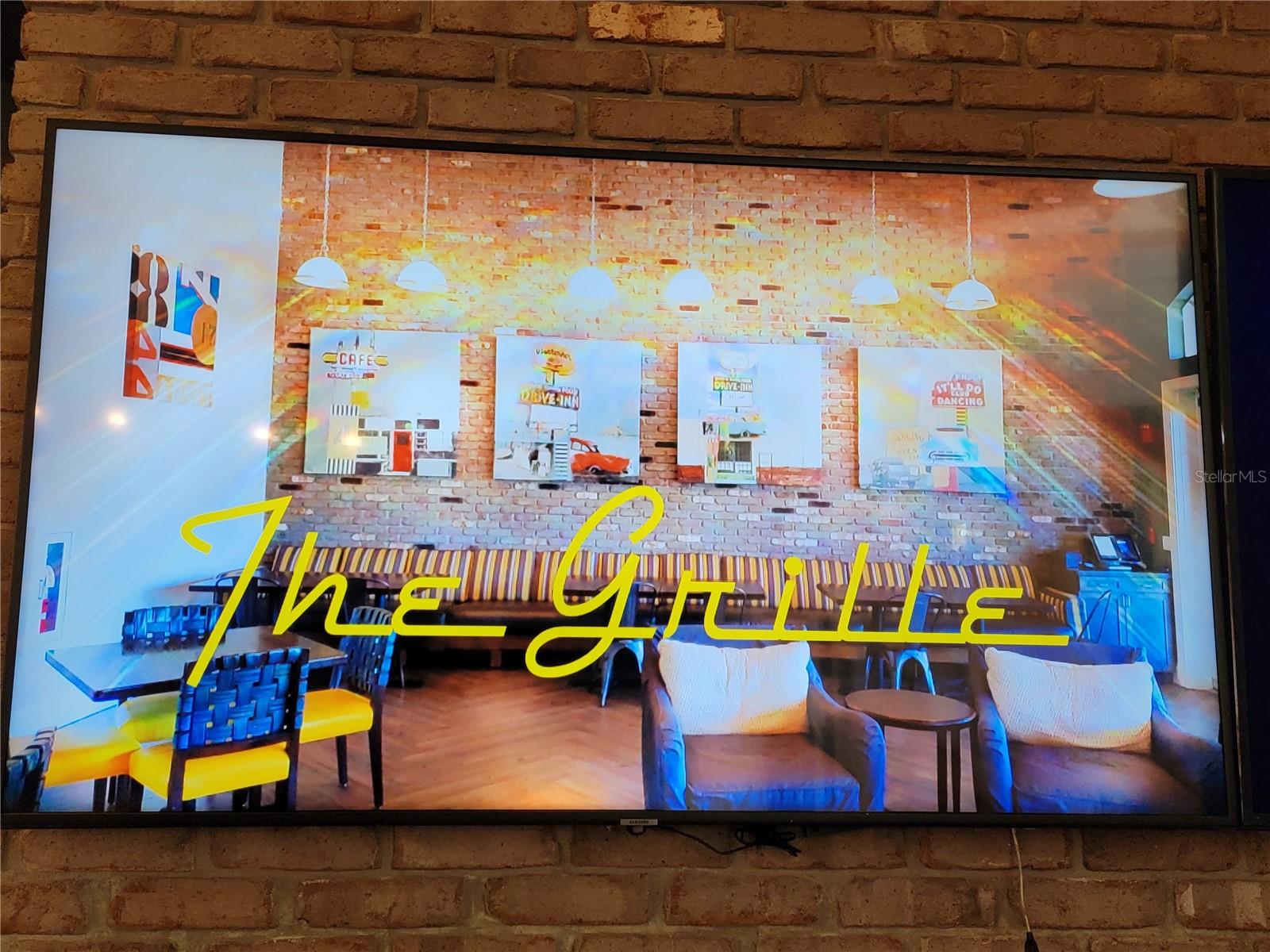 CASCADES/GROVELAND (TRILOGY) - Residential