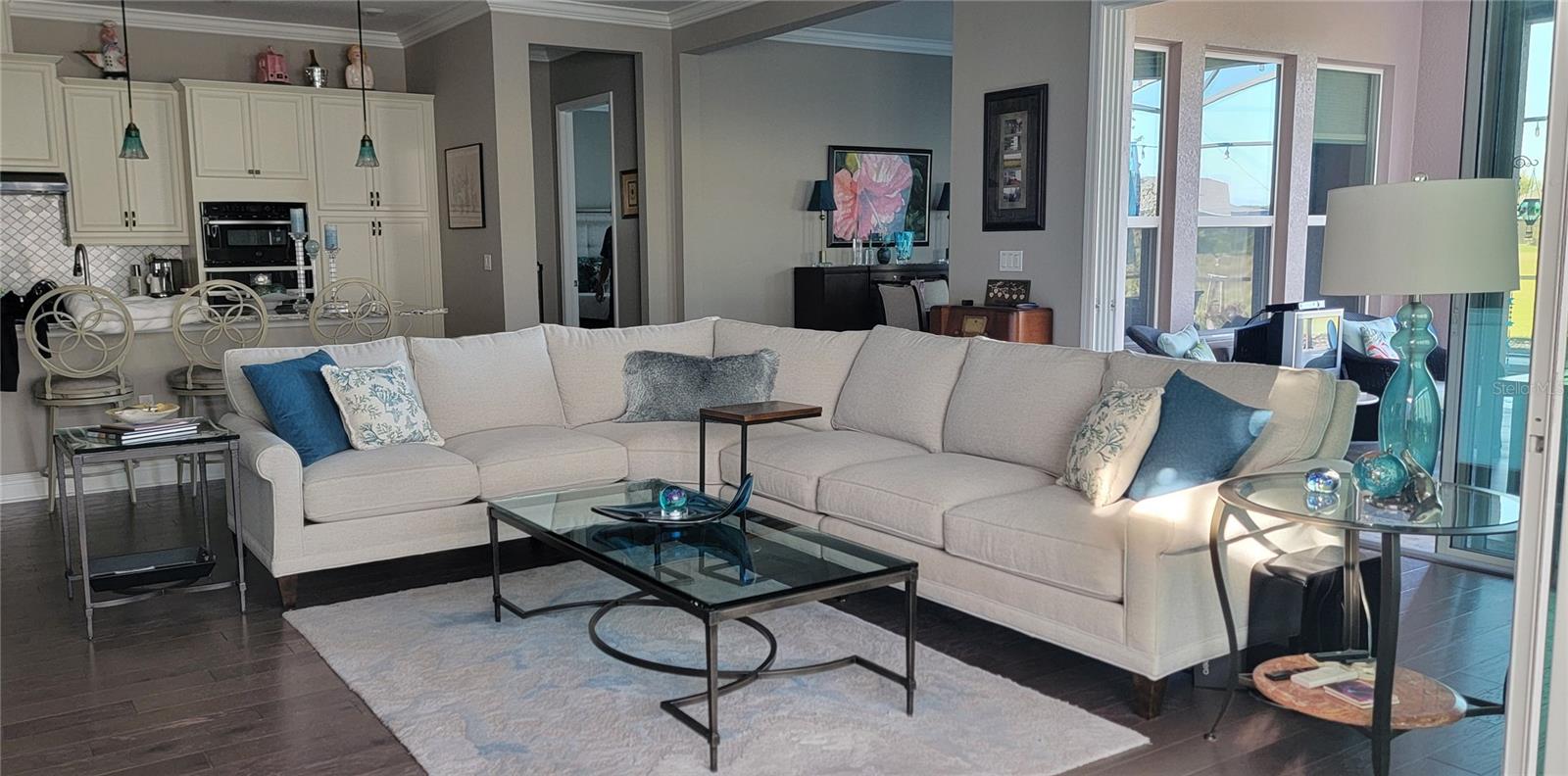 CASCADES/GROVELAND (TRILOGY) - Residential