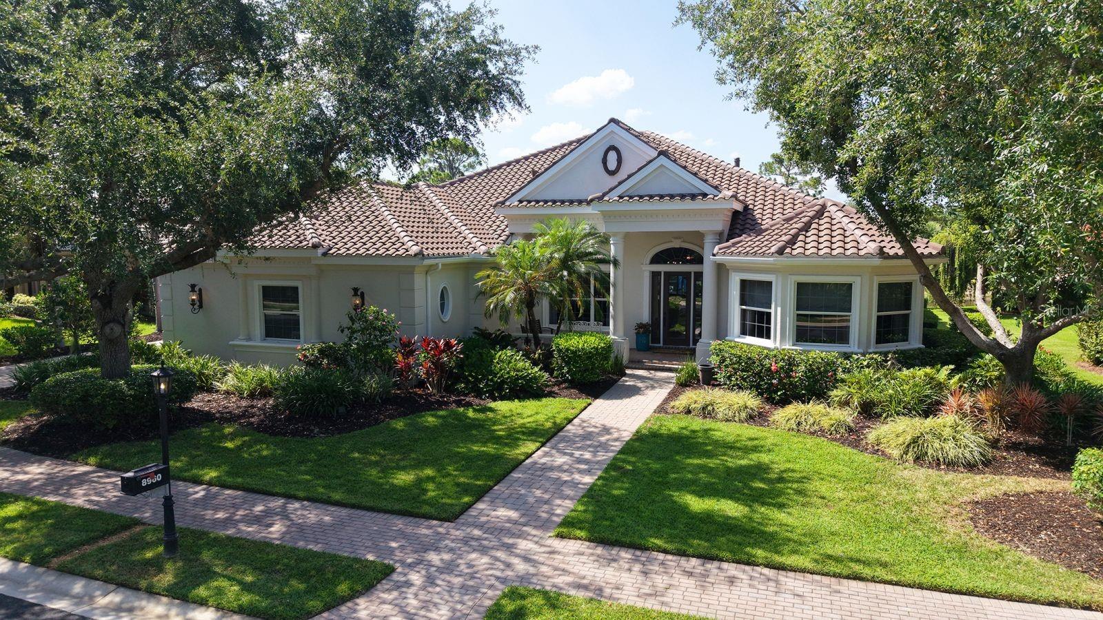 8960 ROCKY LAKE COURT