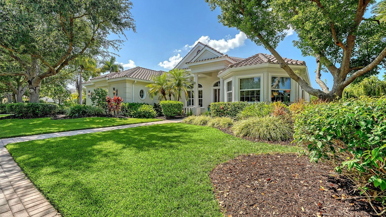 8960 ROCKY LAKE COURT