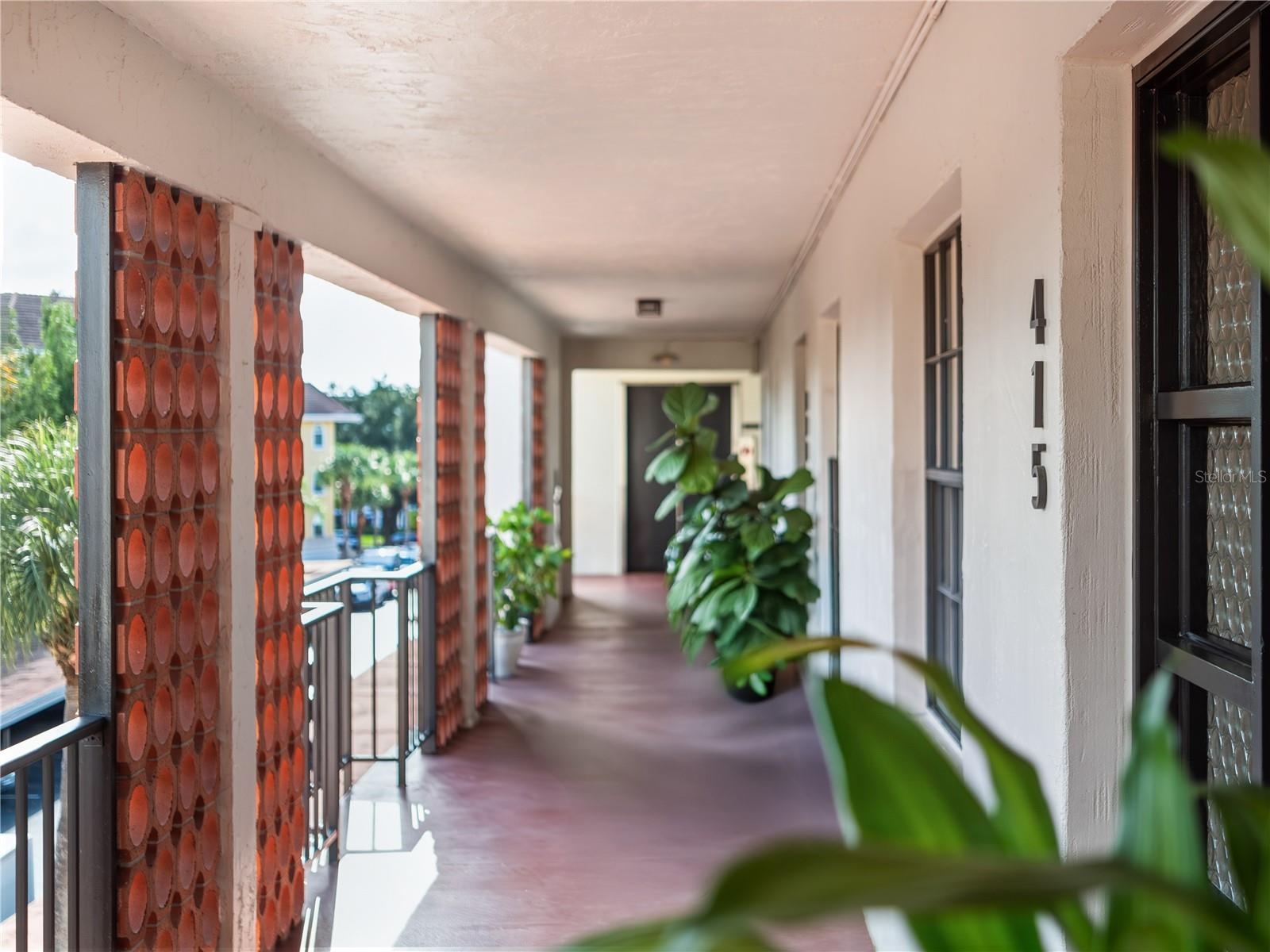 100 S INTERLACHEN AVENUE 415
