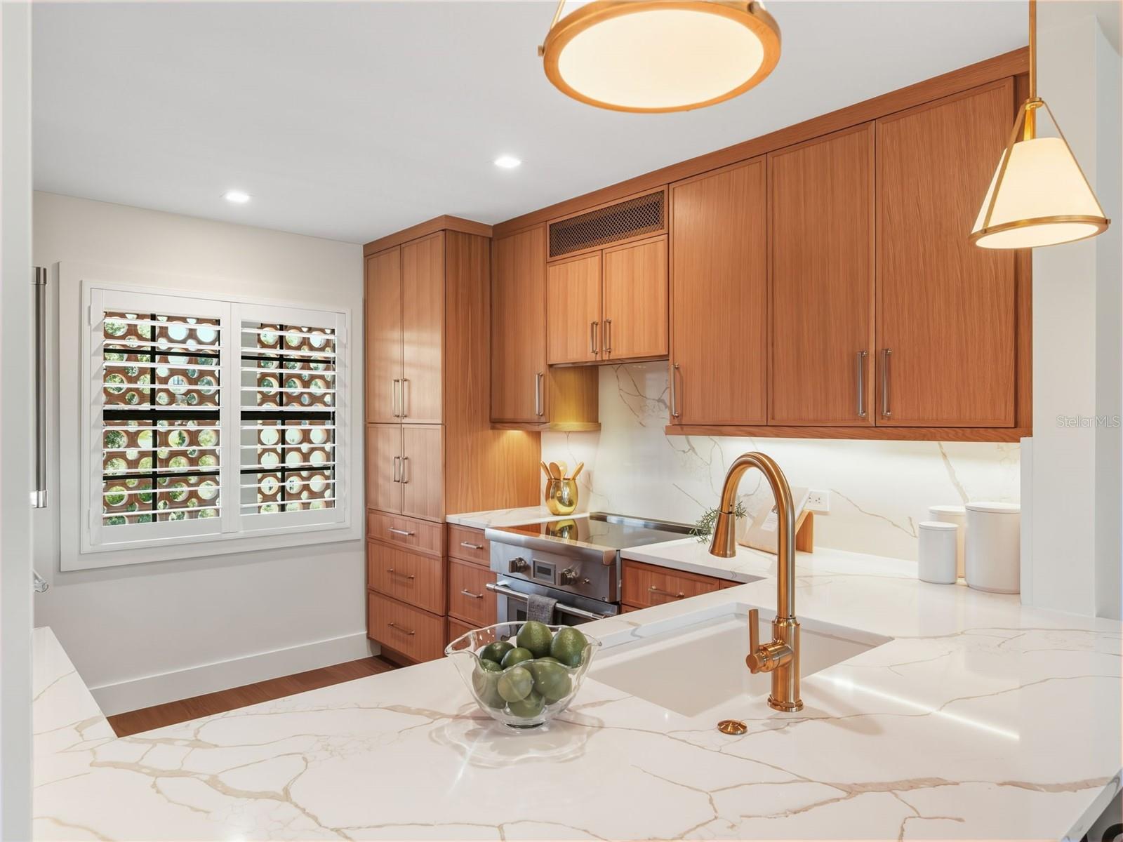 CLOISTERS CONDO - Residential