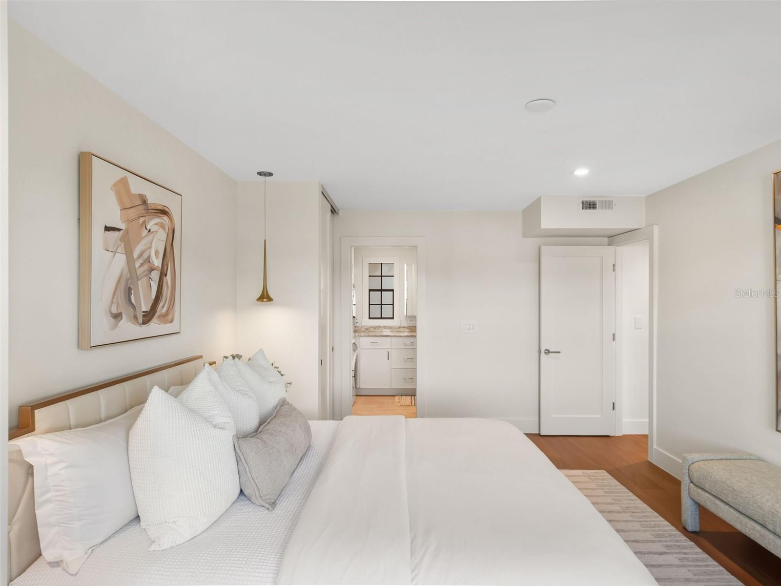 CLOISTERS CONDO - Residential