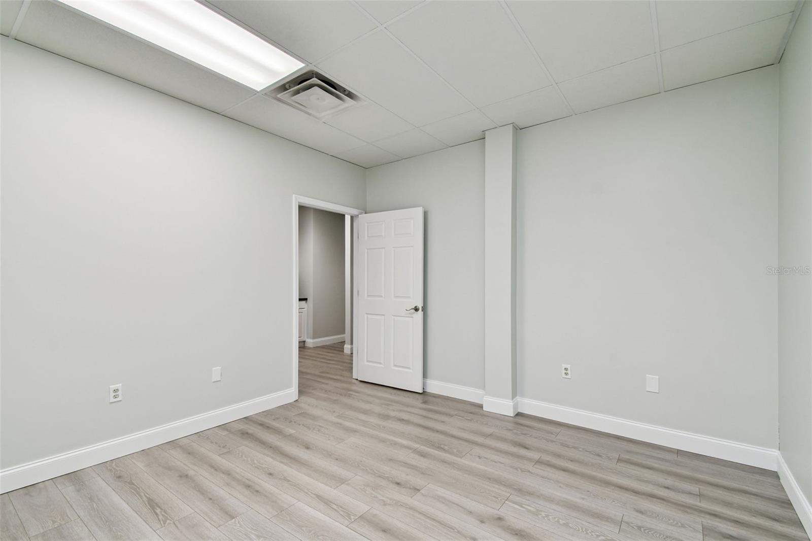 STARS & STRIPES COMMERCE PARK - Commercial Sale