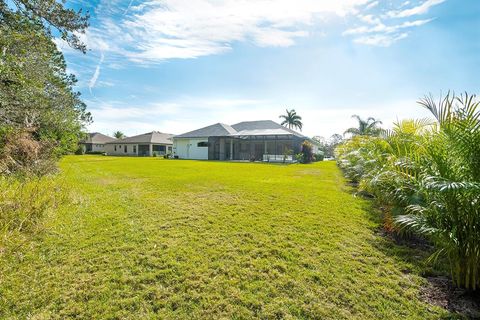 A home in PARRISH