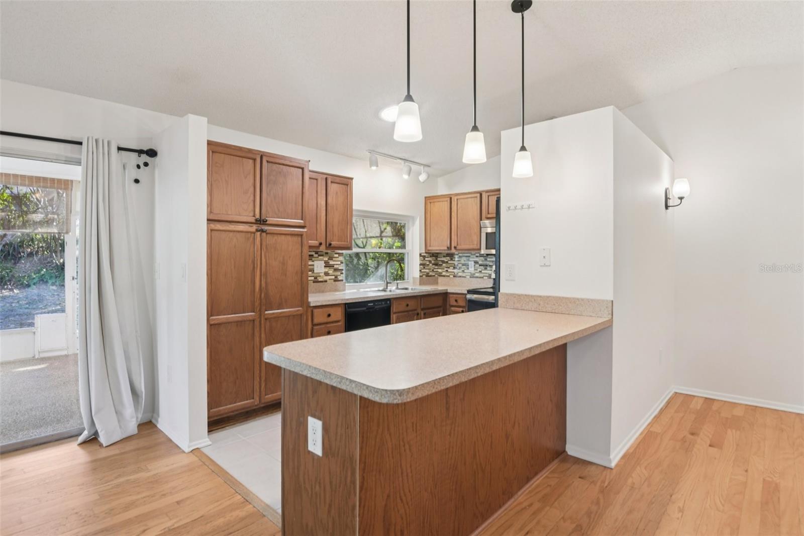 BEACON GROVES UNIT VI - Residential