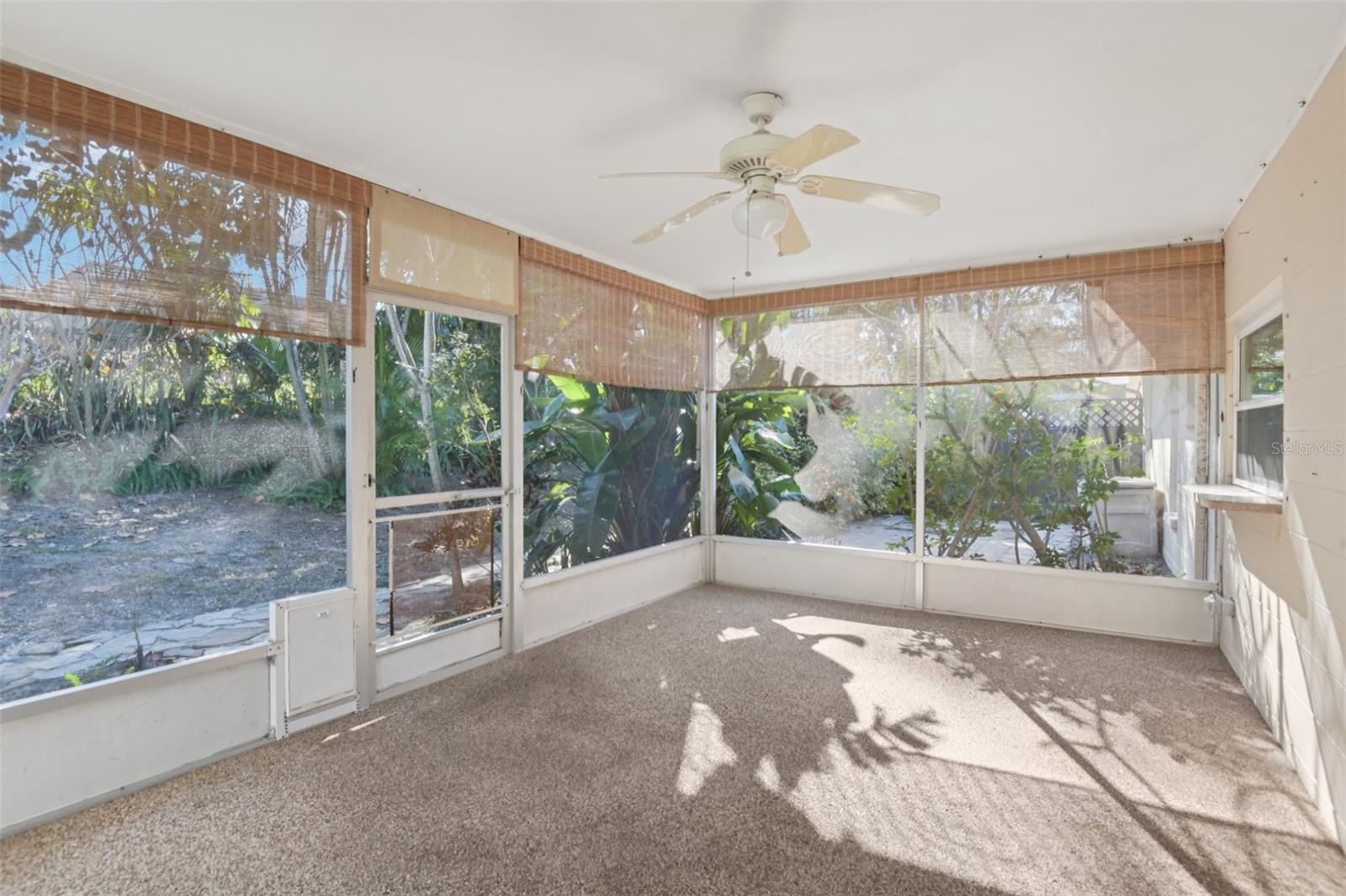 BEACON GROVES UNIT VI - Residential