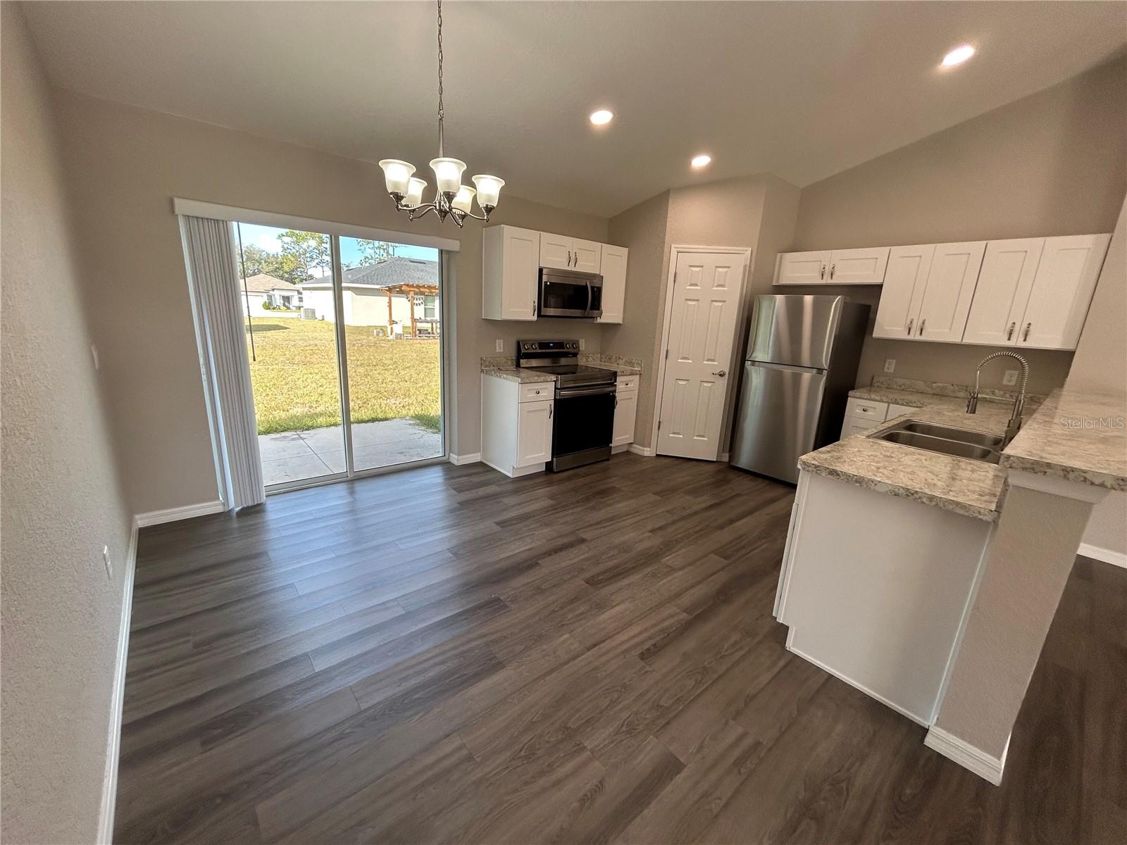 MARION OAKS - Residential Lease