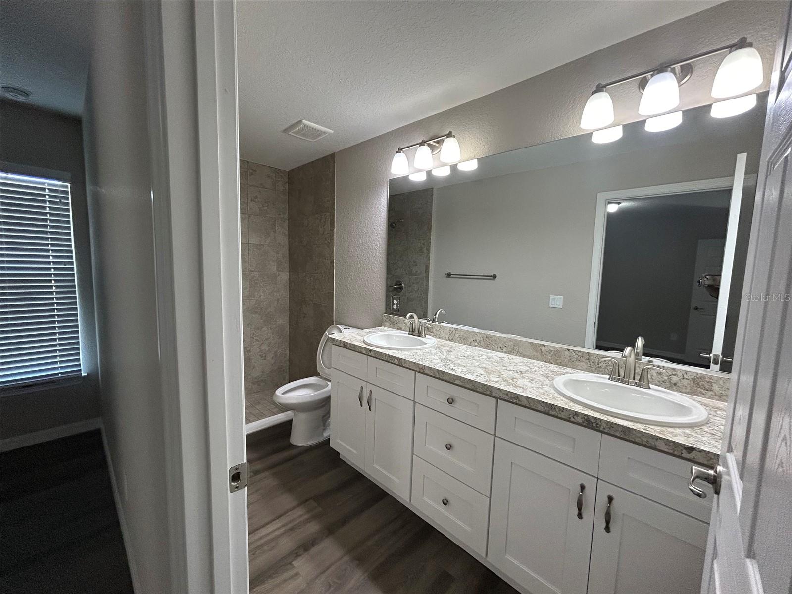 MARION OAKS - Residential Lease