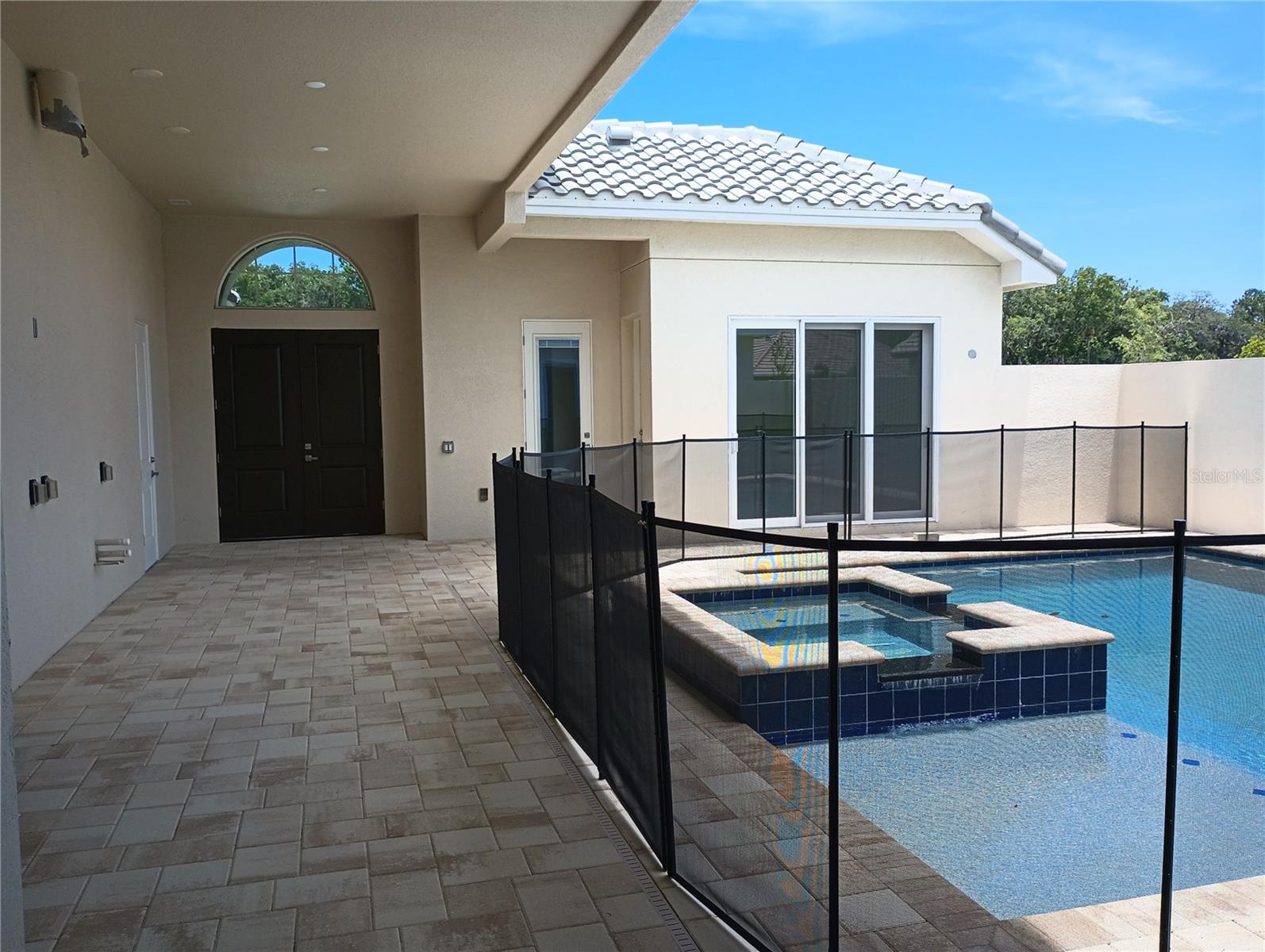 136 NEW LEATHERWOOD DRIVE