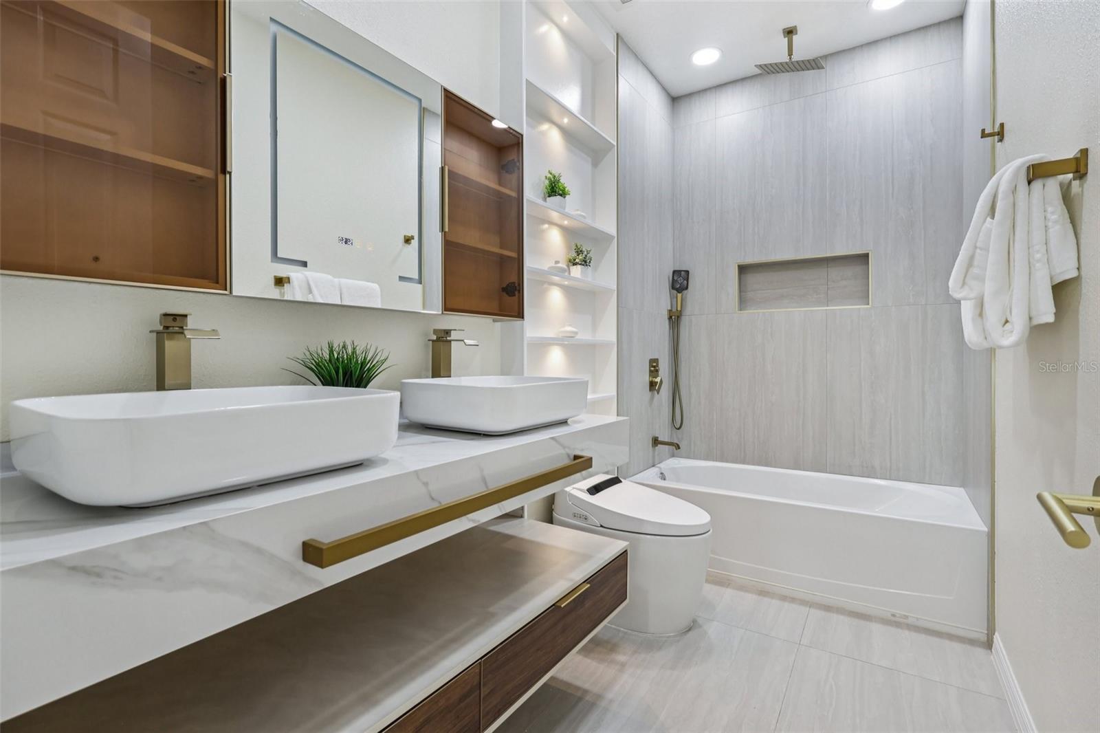 WATERMARK PH 1B - Residential