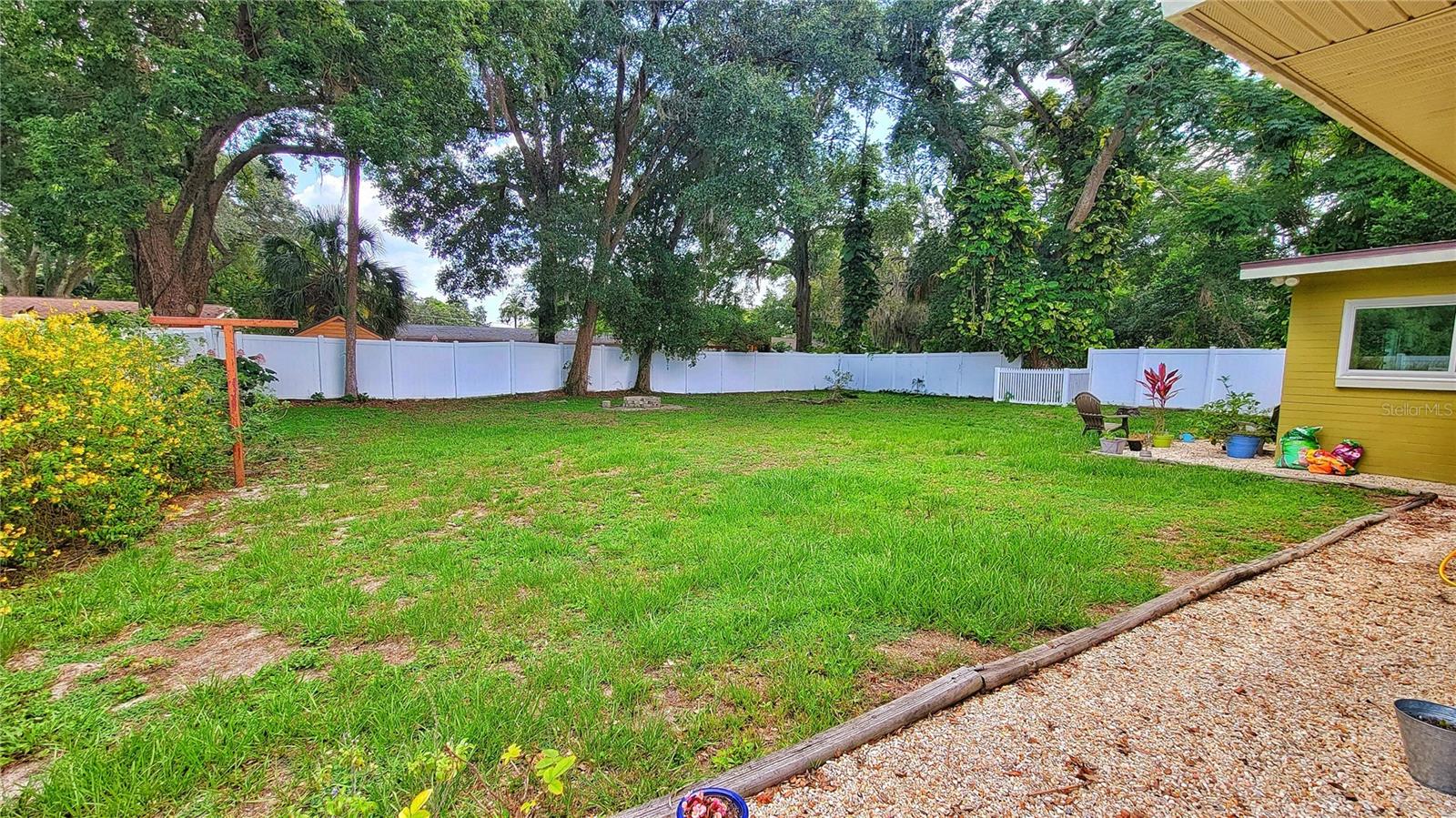 518 ORANOLE ROAD