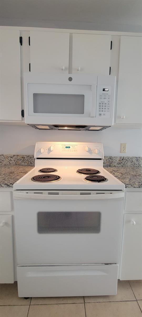 INDIAN WELLS UNIT 5 - Residential