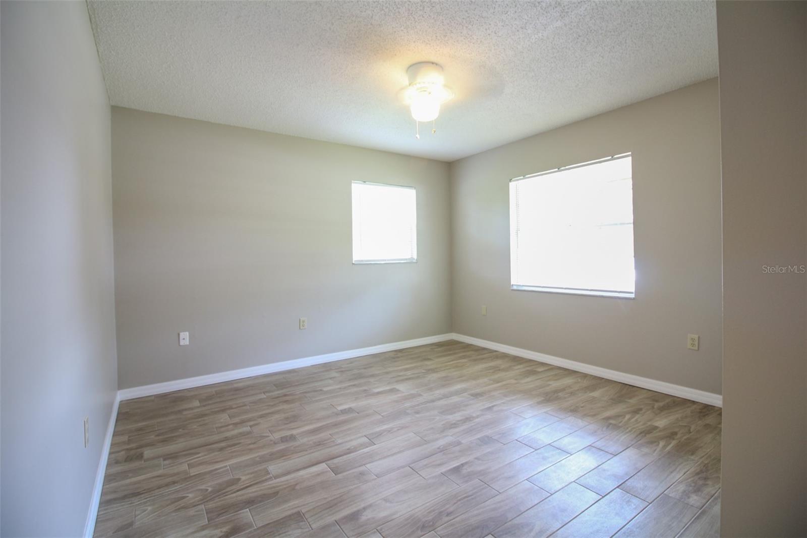 VALENCIA VILLAGE - Residential Lease