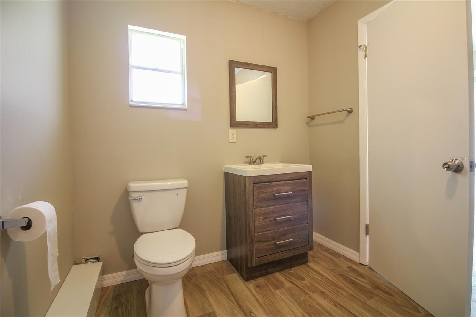 VALENCIA VILLAGE - Residential Lease