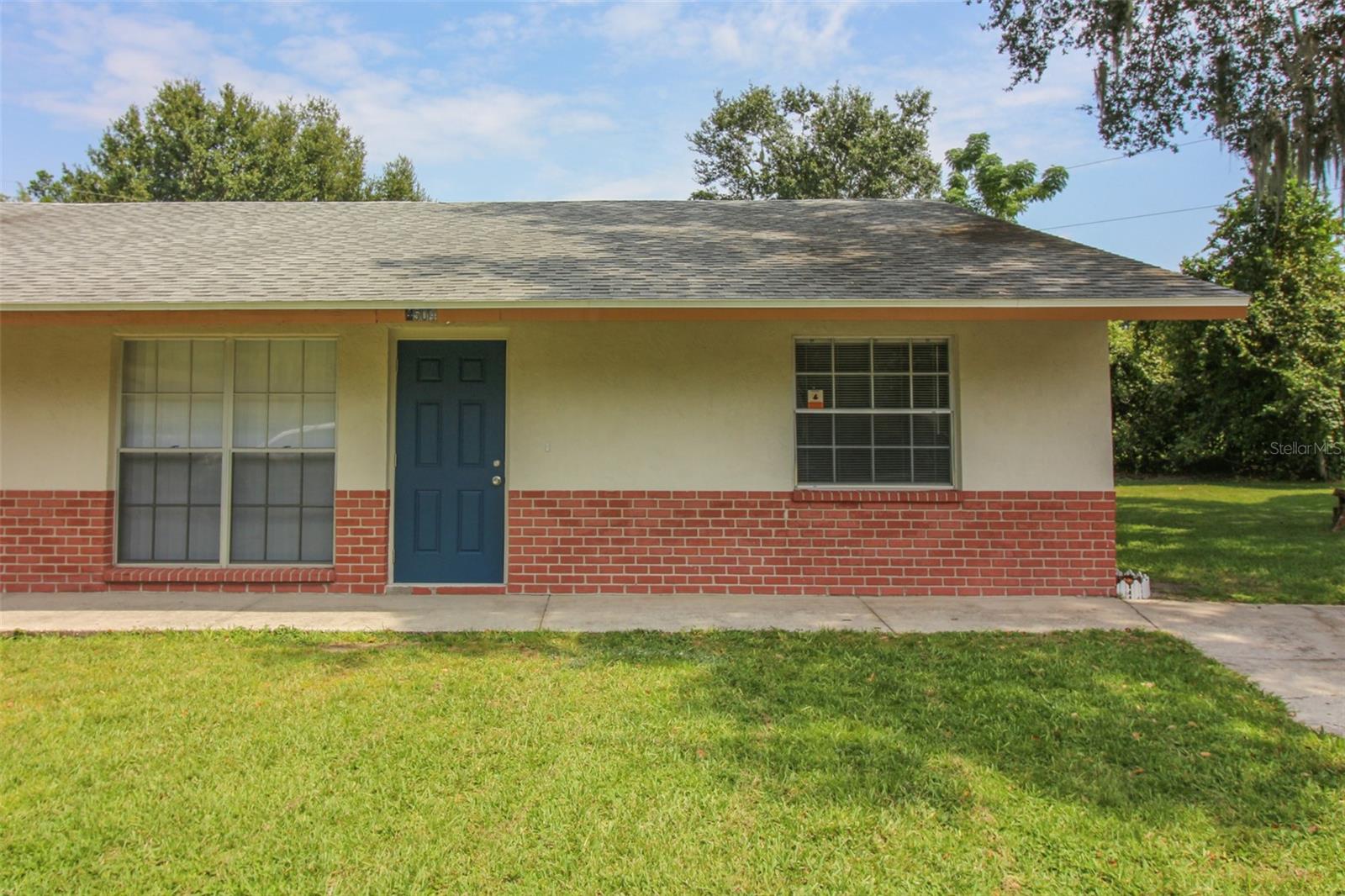 VALENCIA VILLAGE - Residential Lease