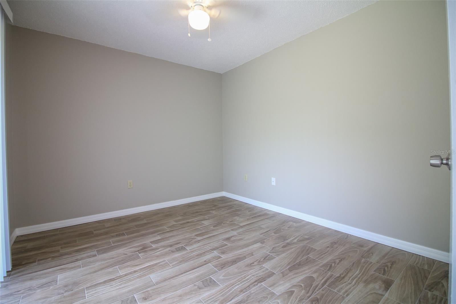 VALENCIA VILLAGE - Residential Lease