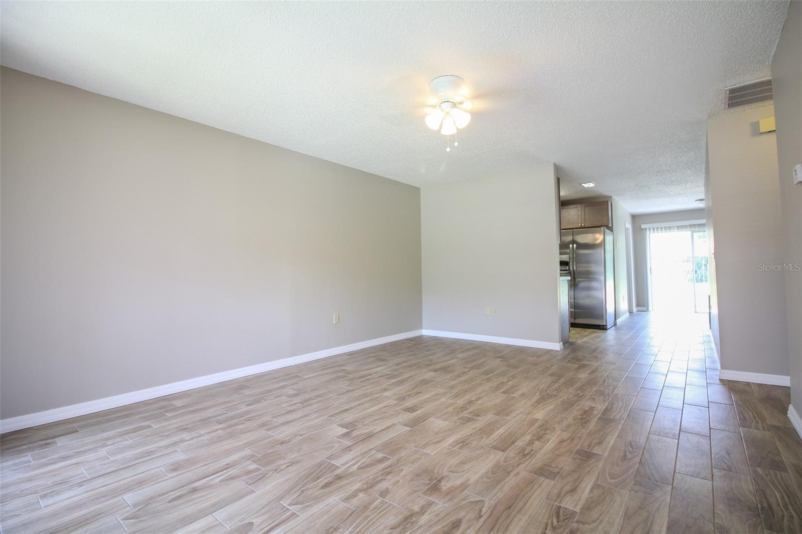 VALENCIA VILLAGE - Residential Lease
