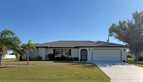 A home in PORT CHARLOTTE