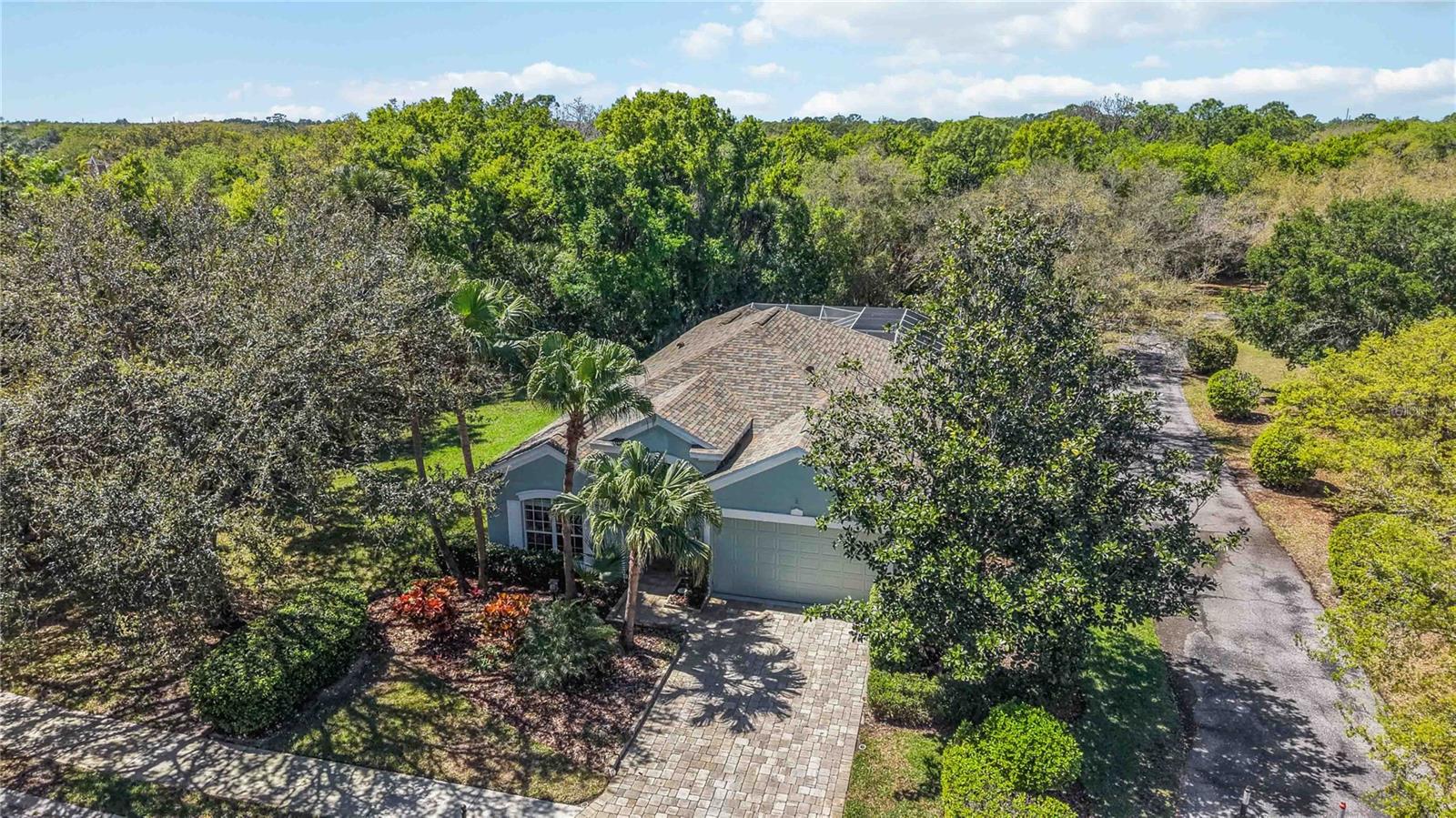 UNIVERSITY PLACE - Residential