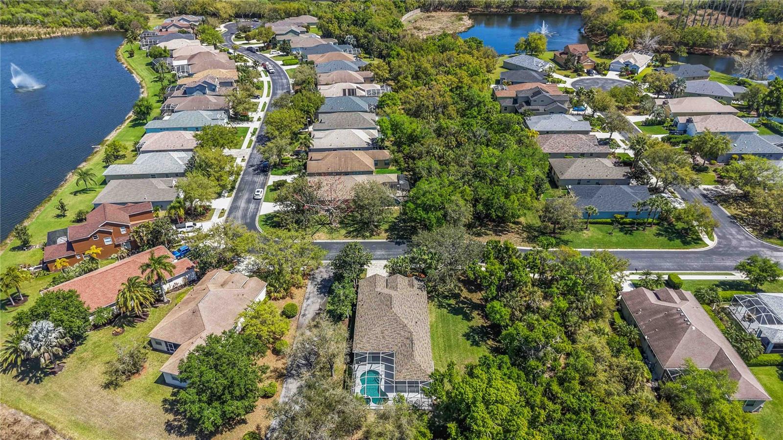 UNIVERSITY PLACE - Residential