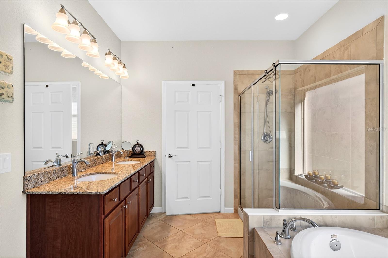 STONE CREEK - Residential