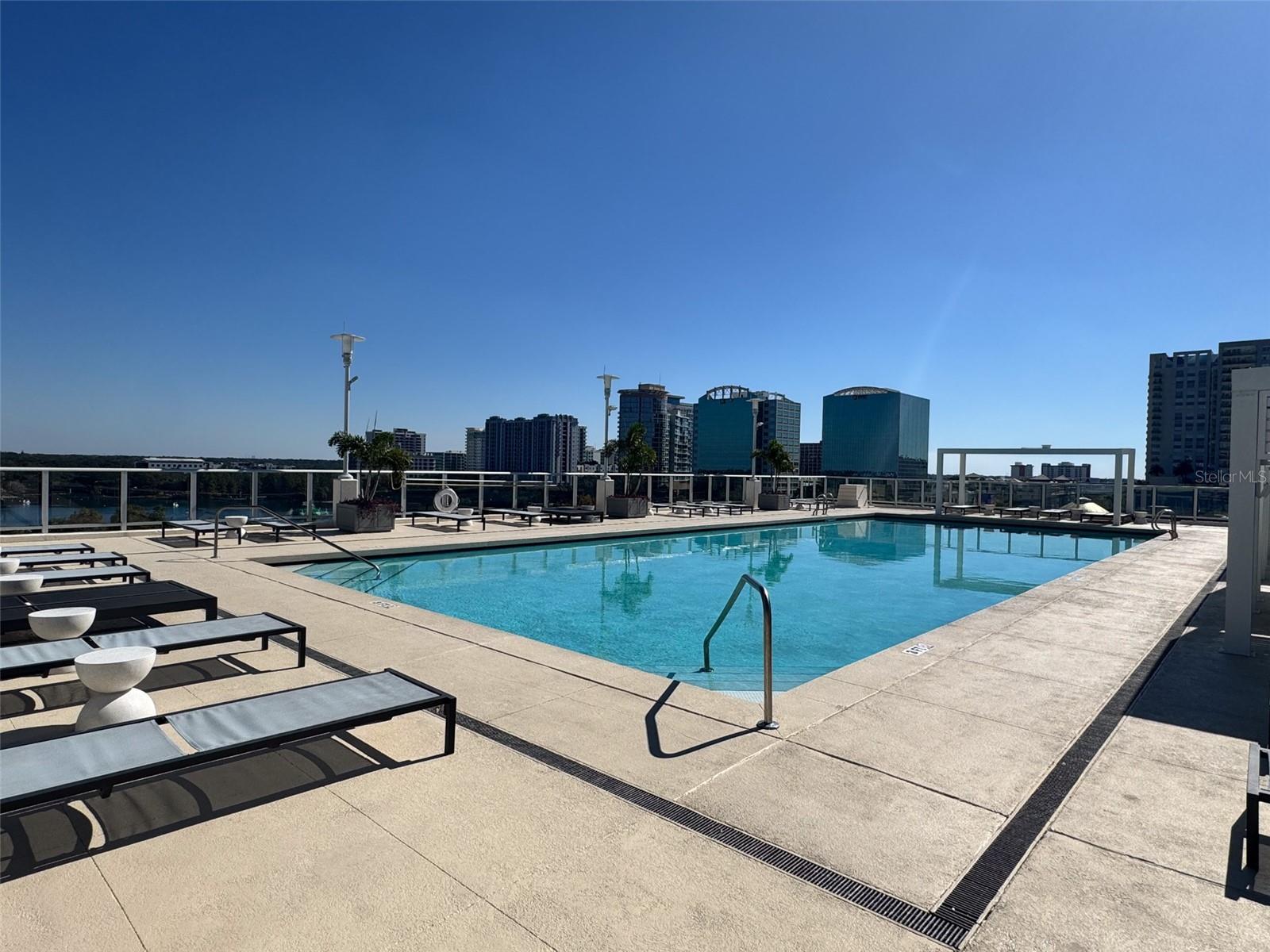 VUE/LK EOLA CONDO - Residential