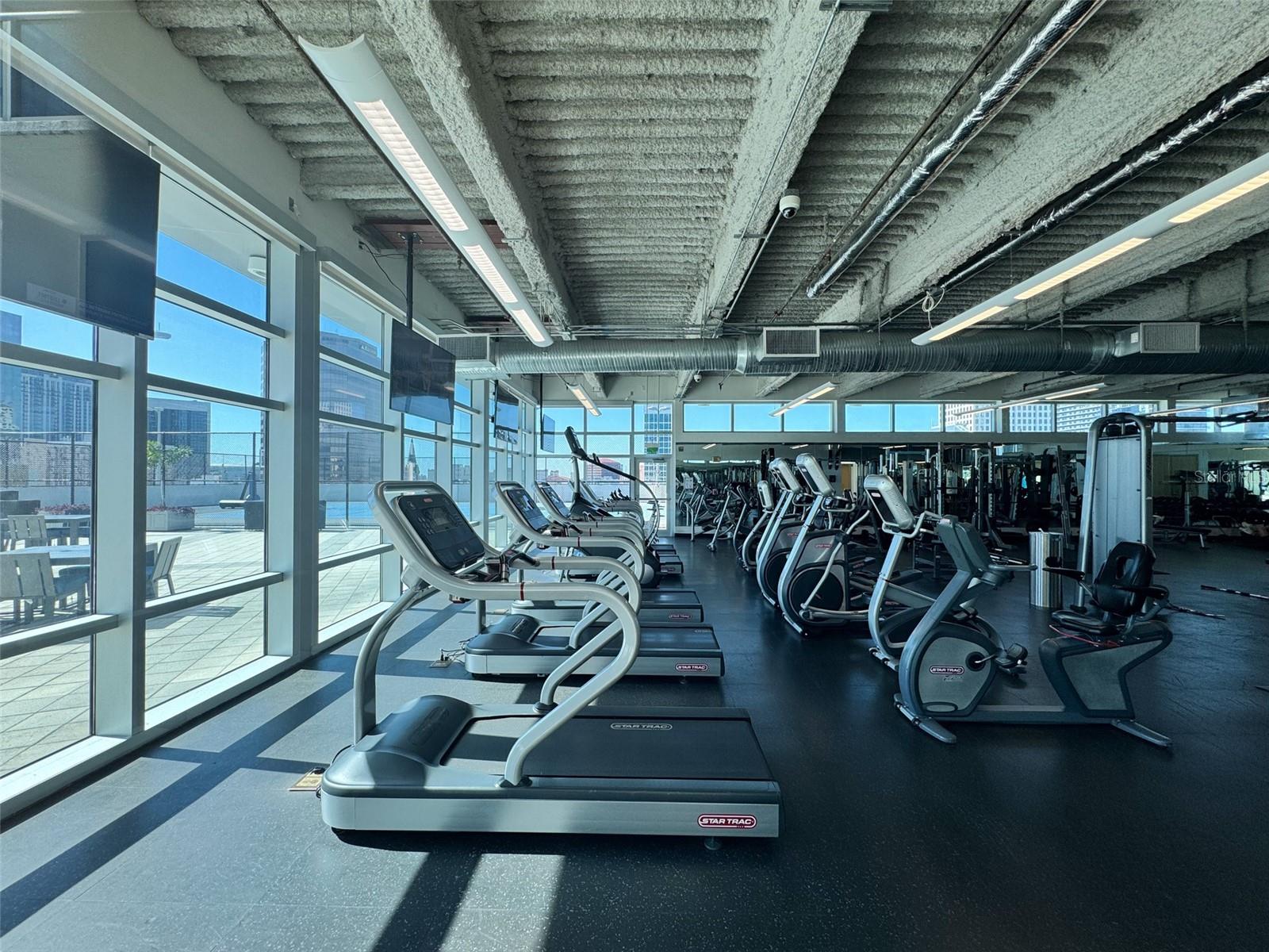 VUE/LK EOLA CONDO - Residential