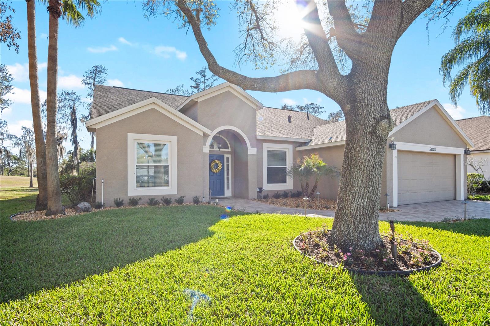 Casas a venda 1 - Jen Dantas 2803 RUNYON CIRCLE