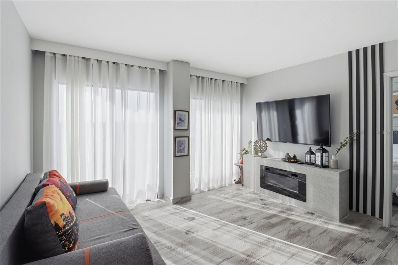 ENCLAVE AT ORLANDO PH 02 - Residential