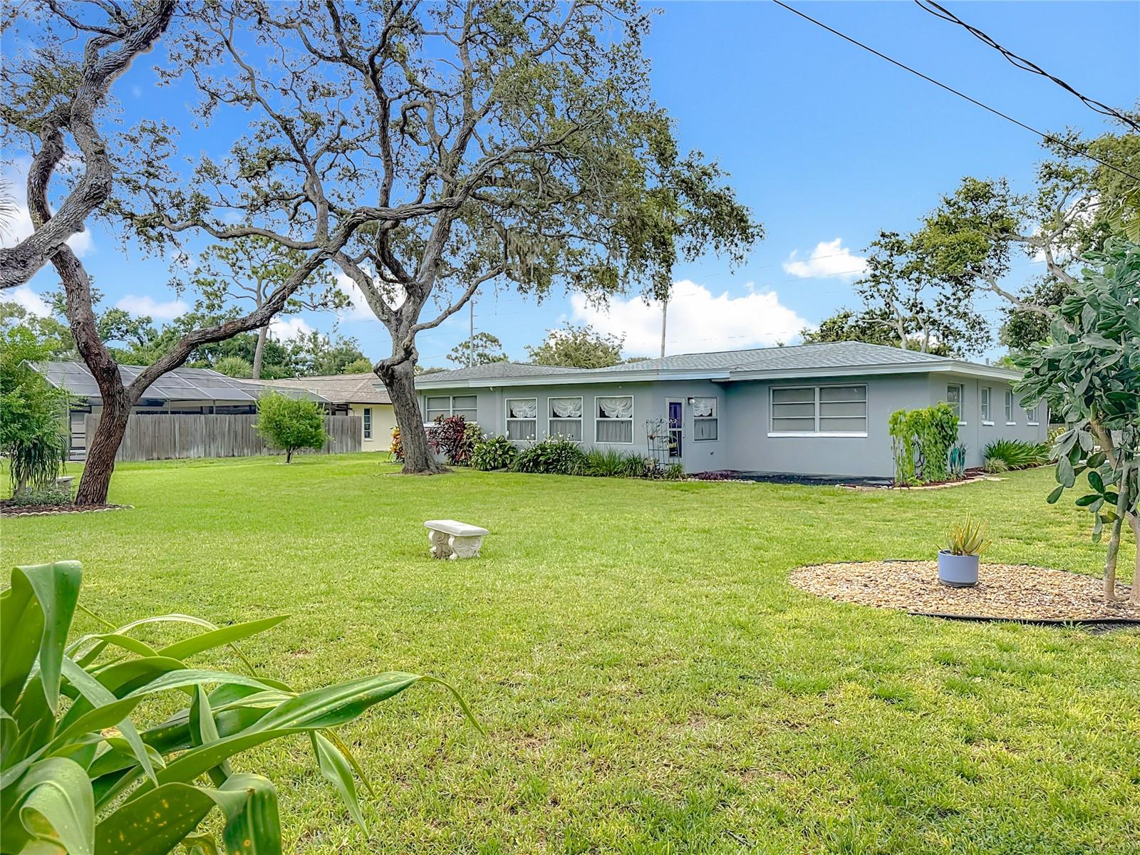 HARBOR BLUFFS SEC 1 - Residential