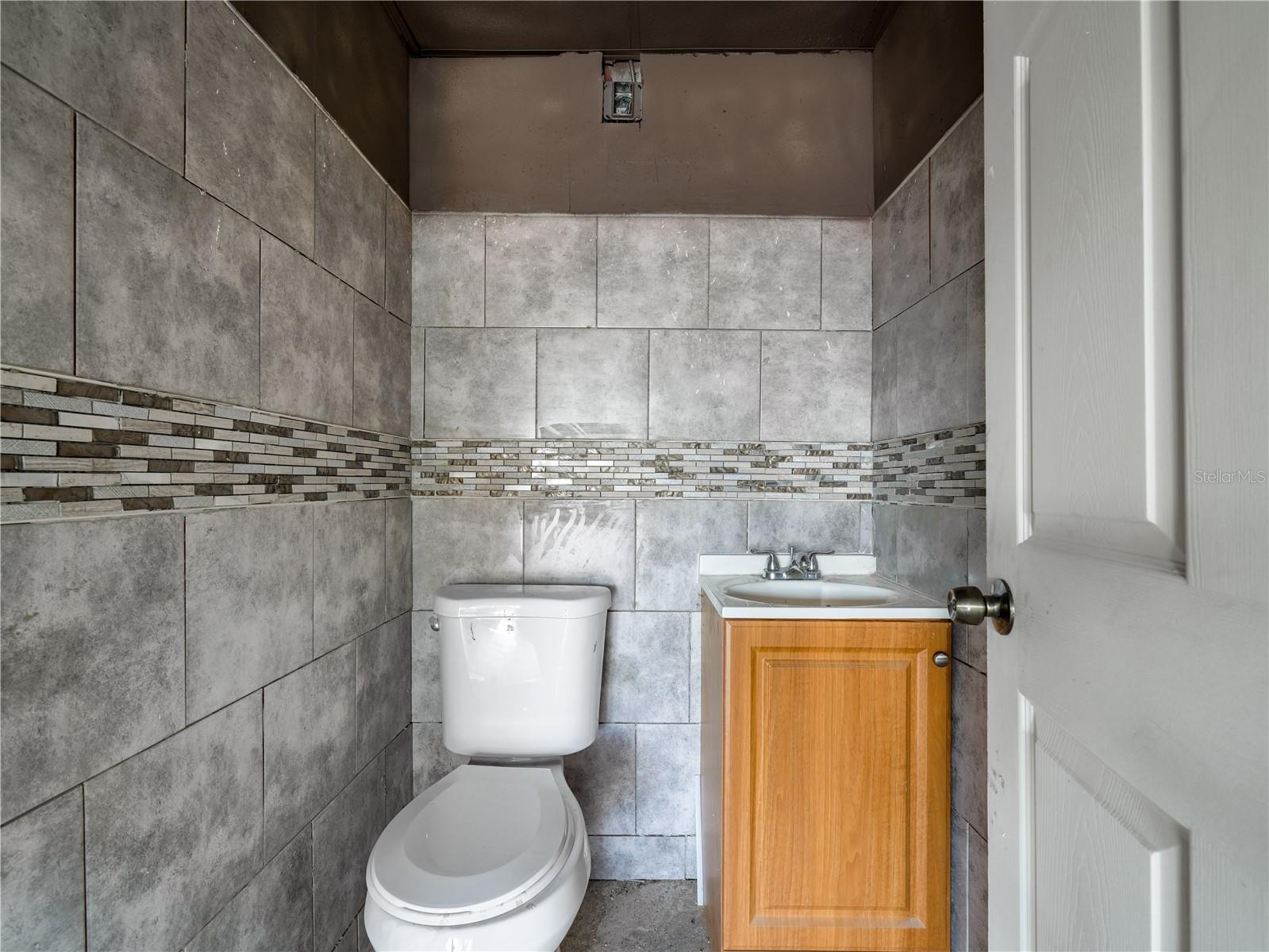 EULA VISTA SUB - Commercial Sale