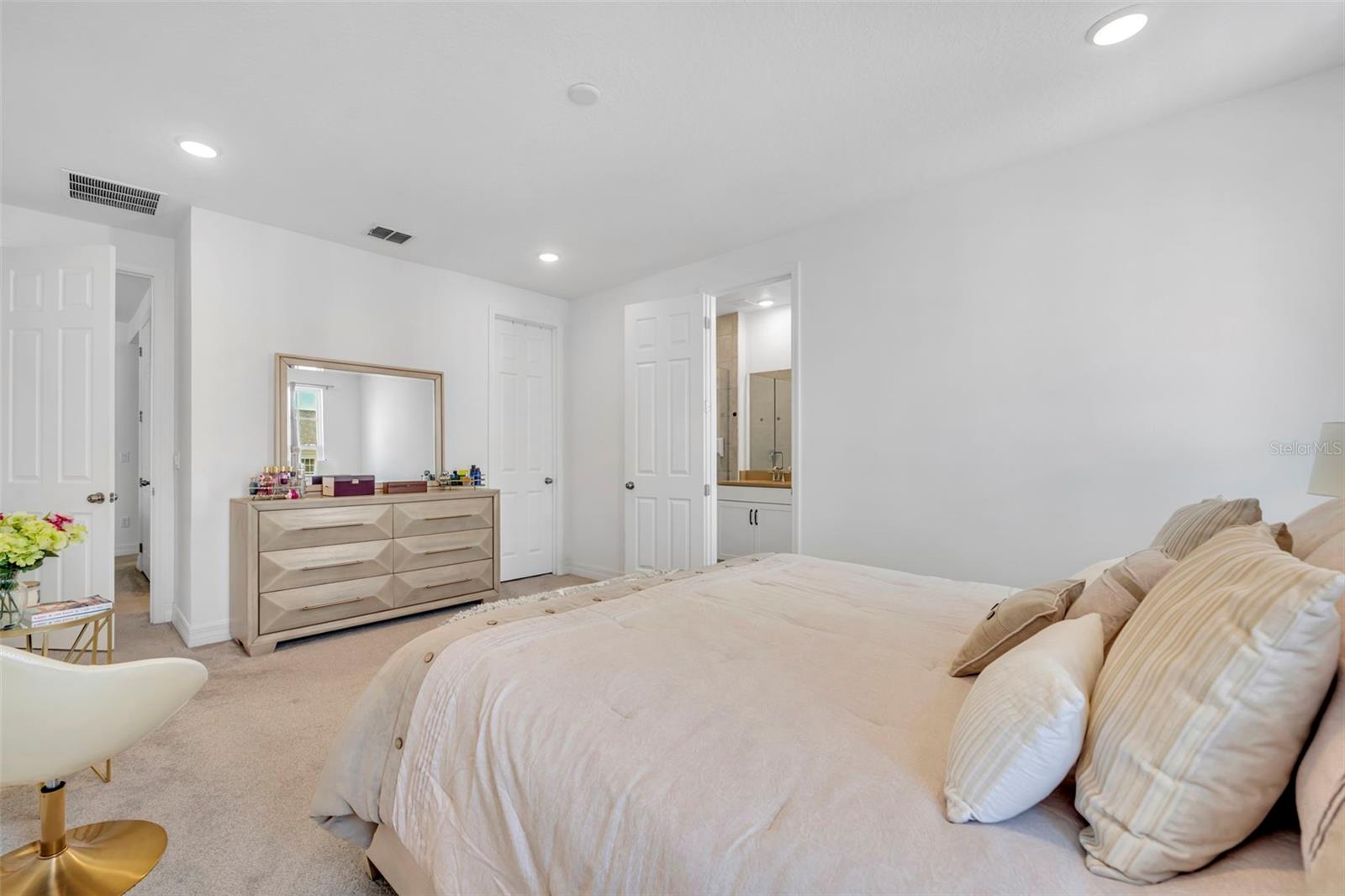 CELEBRATION ISLAND VILLAGE PH 1B - Residential