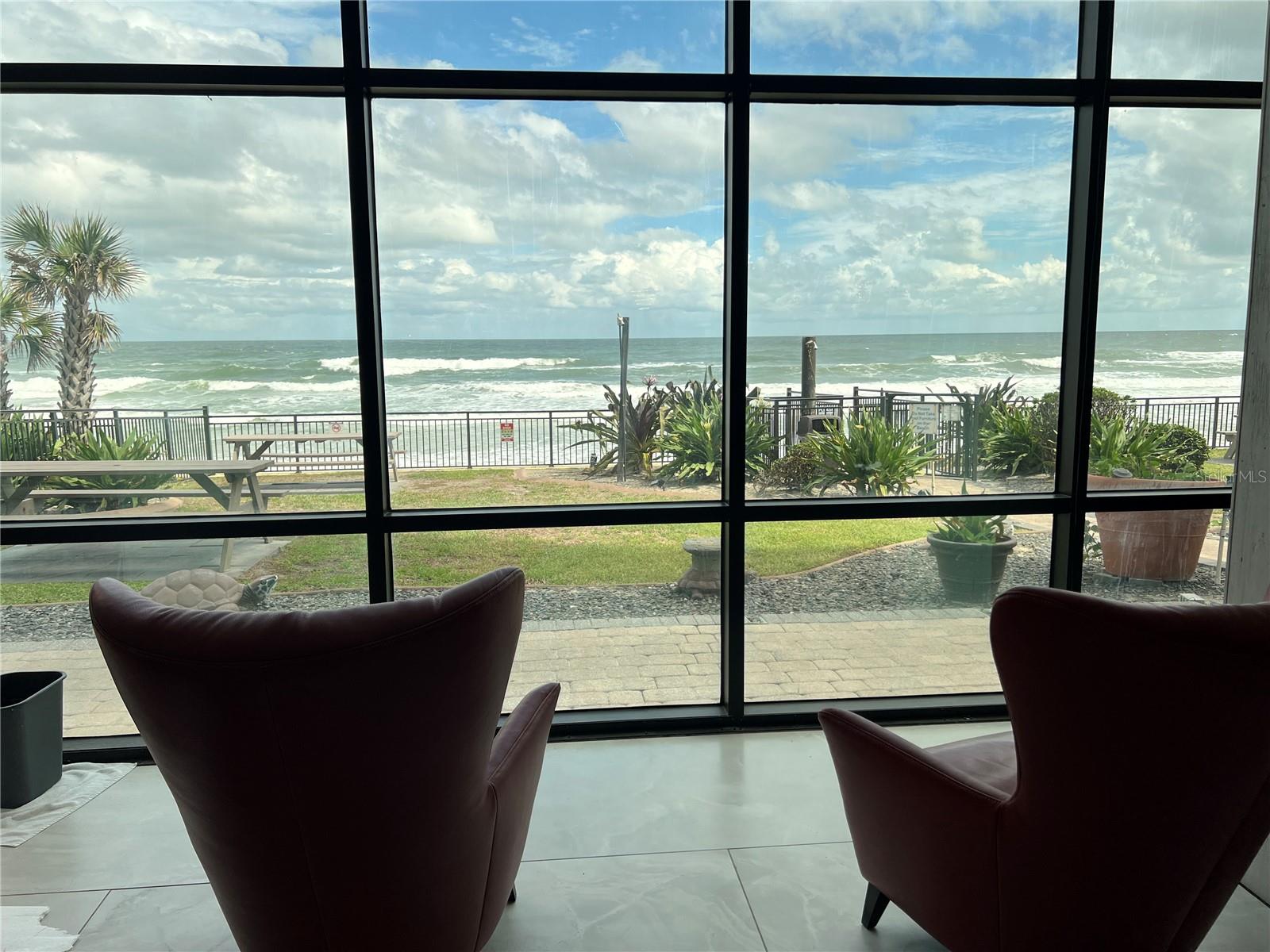 OCEANSIDE INN CONDO - Residential