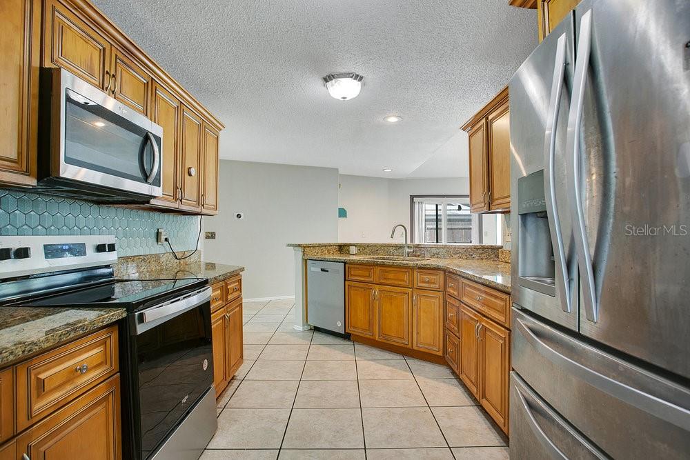 LAKEWOOD AT THE CROSSINGS UNIT 6 - Residential