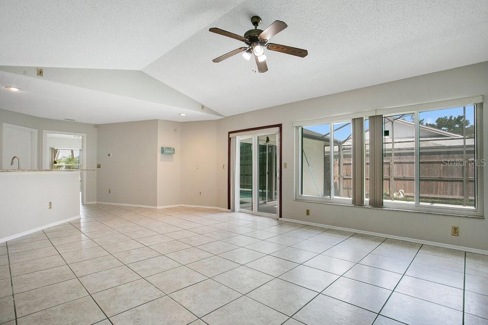 LAKEWOOD AT THE CROSSINGS UNIT 6 - Residential