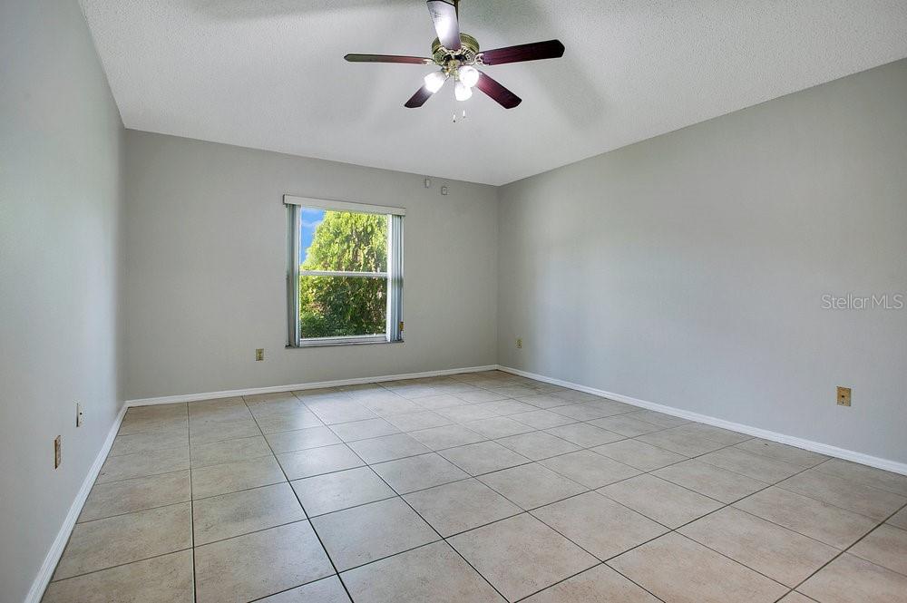 LAKEWOOD AT THE CROSSINGS UNIT 6 - Residential