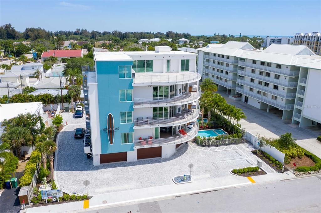 Photo of 1140 Seaside Drive #101, Sarasota, FL 34242 (MLS # A4560669)