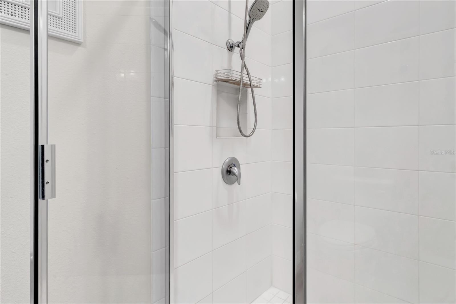 BRIDLEWOOD - Residential