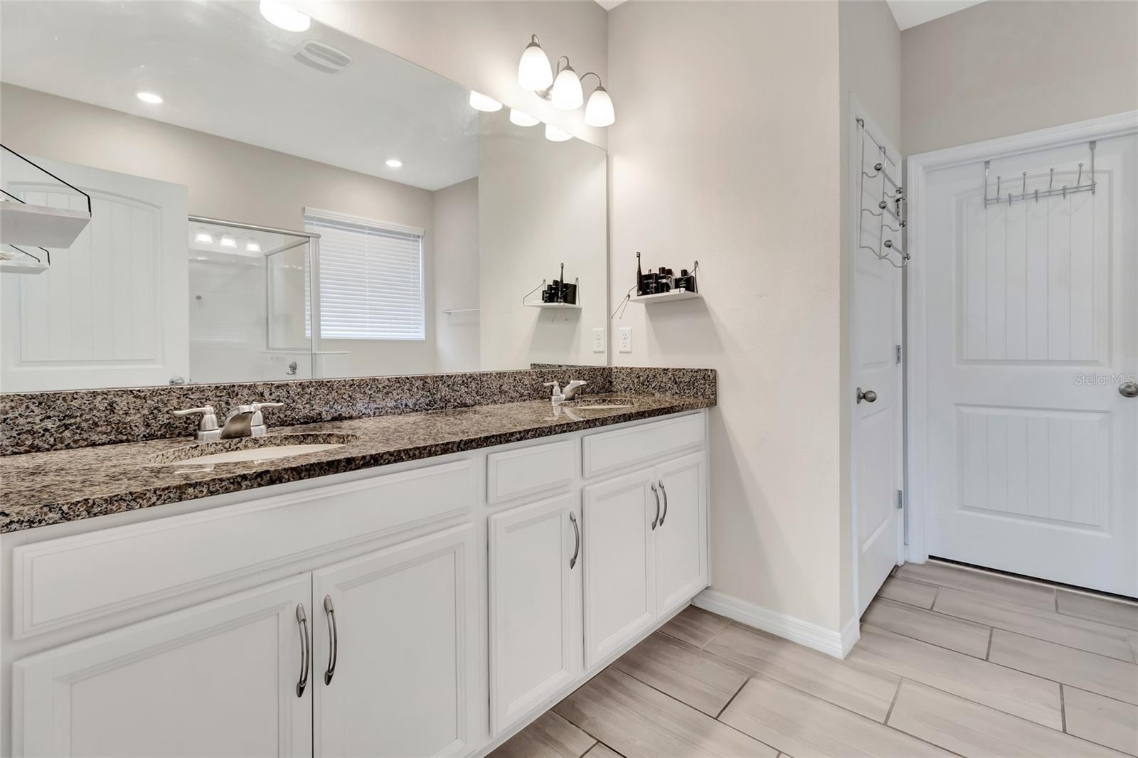 BRIDLEWOOD - Residential