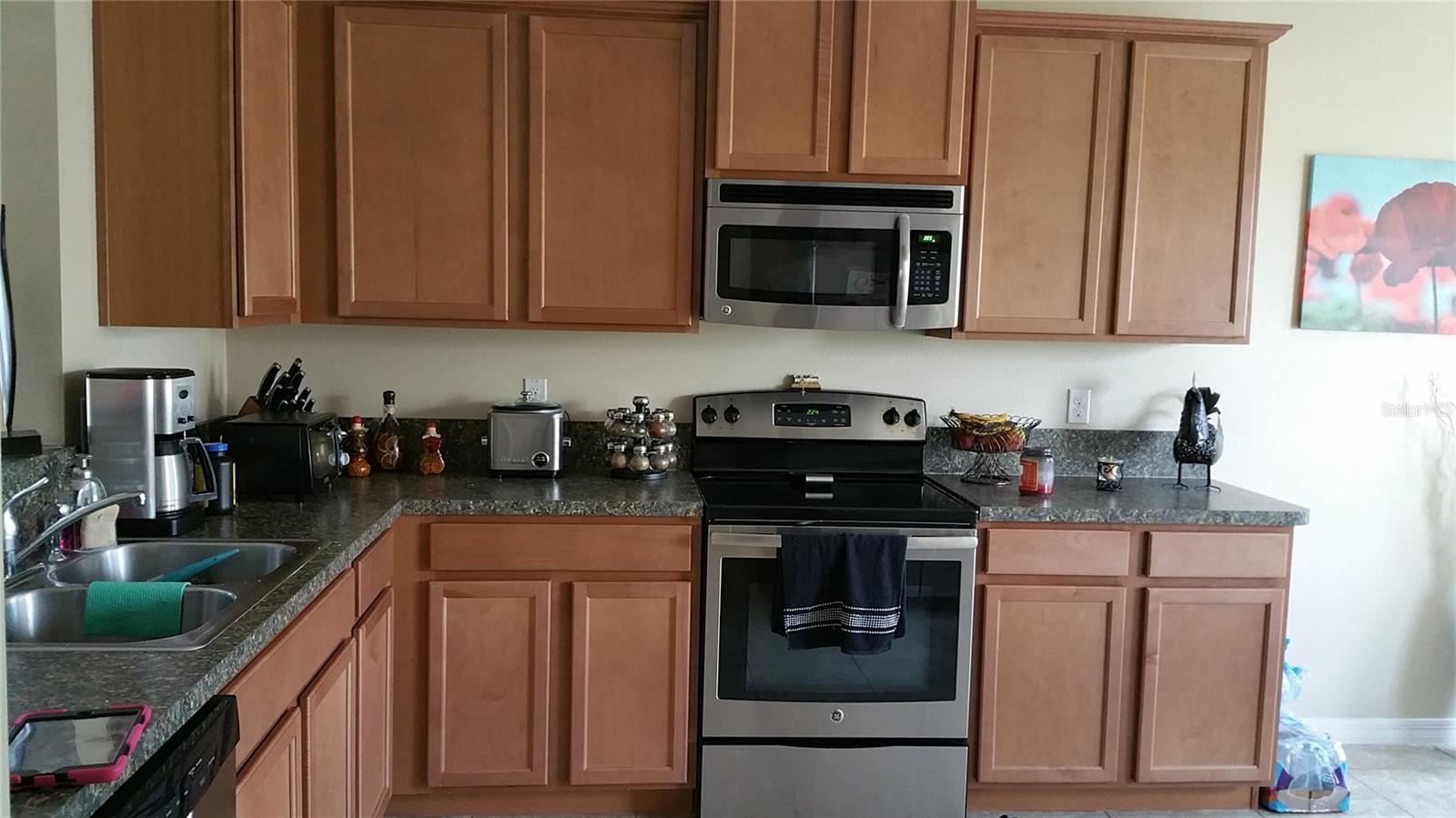 EAGLE POINT PH I - Residential Lease